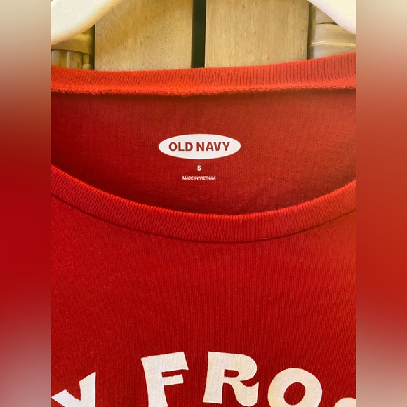 “Stay Frosty” Snowman with Beer Christmas T-shirt - Picture 3 of 4